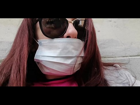 ❤️ Nicoletta analipiza kisasi kwa jirani yake na kukojoa kwenye karakana yake (Karantini Maalum ya Covid19 ya Italia) ❤️ ﹏